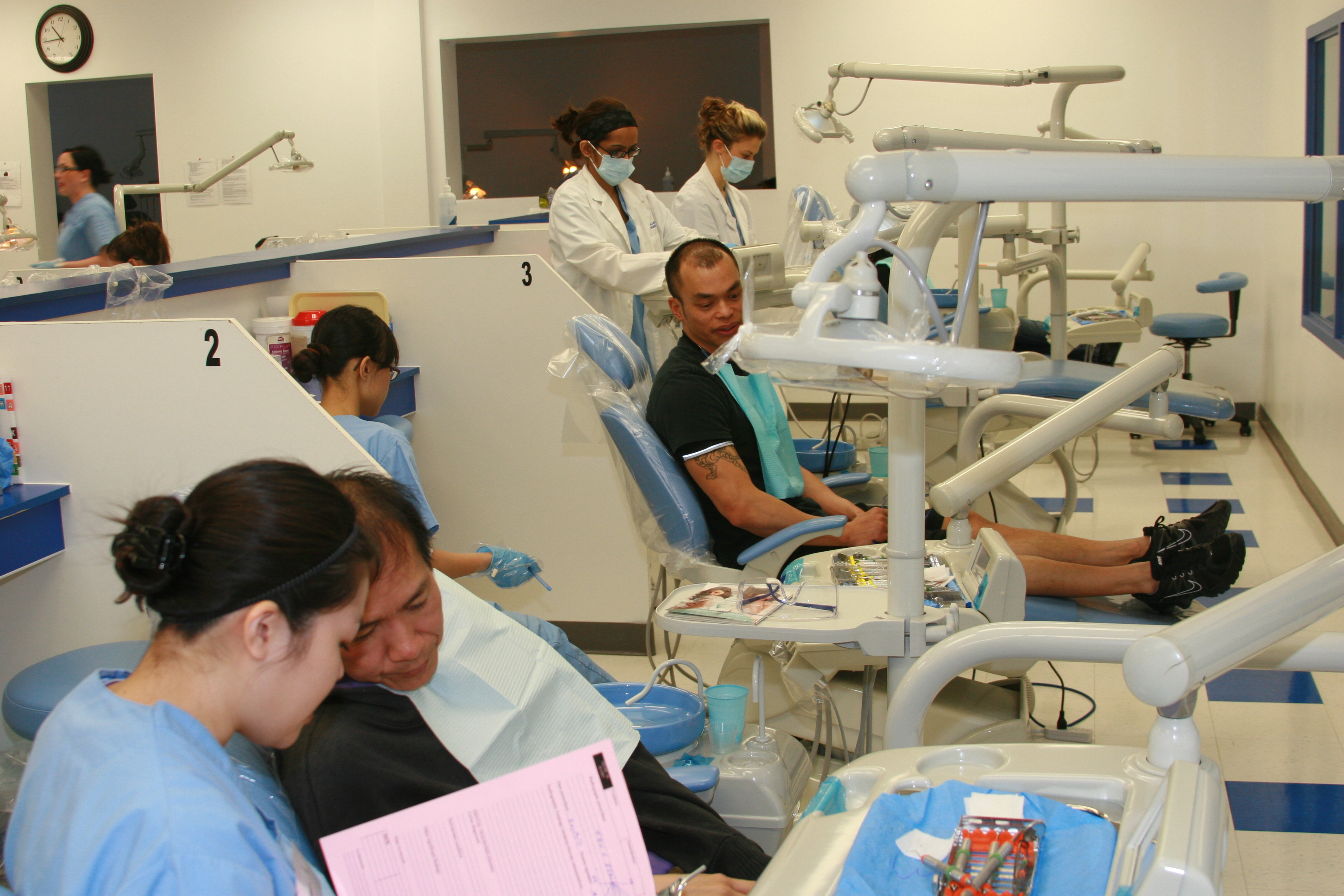 Oxford College students once again placed near the top of the list at the January 2011 at the National Dental Hygiene Board Certification Exams. All students needs to pass the...